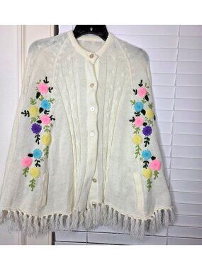 Vtg Cream Knit Cape Floral Embroidery 12 -14 Fringe Hem Button prairie cottage